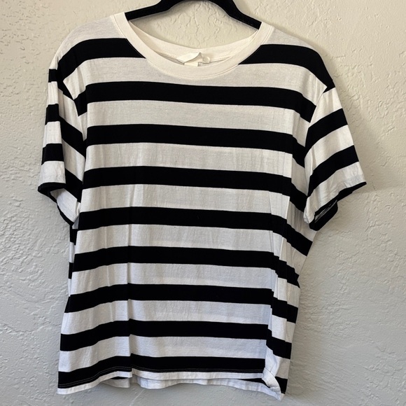 H&M Tops - H&M women’s 100% cotton Black and White Striped Short Sleeve Tee XL